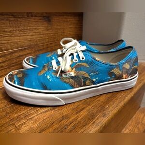 VANS 2015 Triple Crown of Surfing Limited Edition sneaker Men's 10.5-Women's 12
